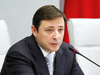 Хлопонин пригрозил увольнением кавказским главам за долги перед ТЭК